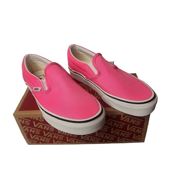 Vans New Slip-on Classic Sneakers Unisex Canvas Shoes Men's/Women's Size 4.0/5.5 - Picture 1 of 7